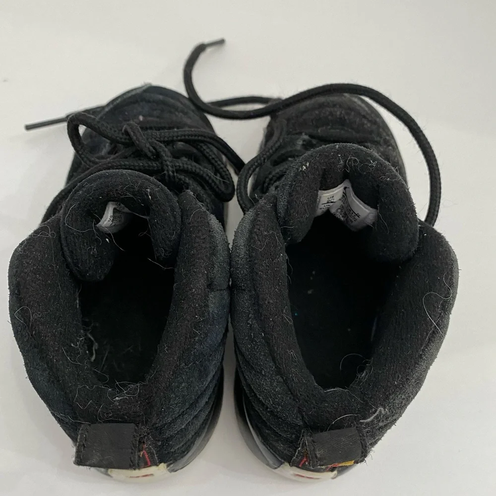 Toddler’s Nike Air Jordans 12 Retro Sz 8C Black Suede on Black with Rubber Sole - Picture 4 of 11